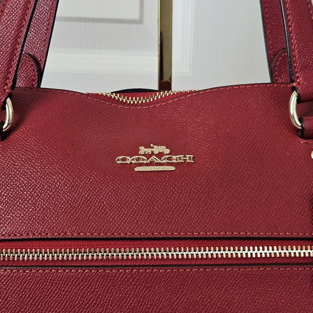 Coach Gallery Crossgrain Pebbled Leather Tote - Picture 2 of 13